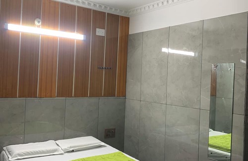 Ramanagara Bed & Breakfast | S V Patel Residency