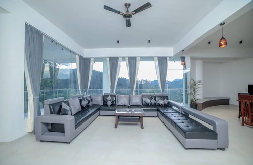 Kotagiri Villa | Ace Castle by Xplore Indo