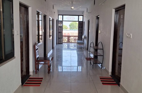 Banar Hotel | VRINDAVAN GARDEN & HOTEL