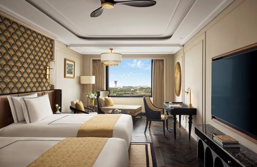 Vile Parle East Hotel | Fairmont Mumbai