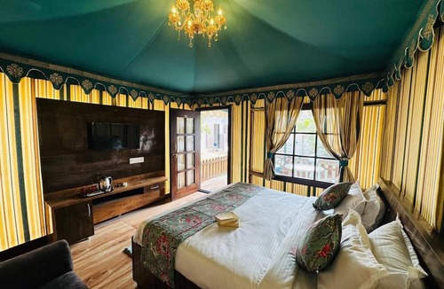 Shri Madhopur RV Rental | Rasleela Resort