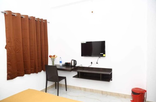 Egmore Hotel | SS STAY