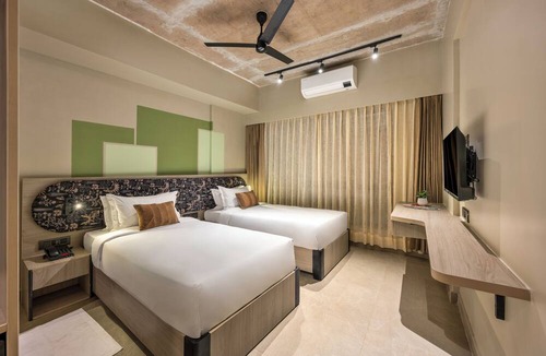 Koramangala 4th Block Hotel | Grand Continent Koramangala, Bangalore