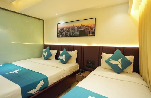 Thaltej Hotel | Privilon Hotel SBR