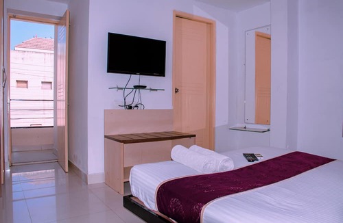 Ramapuram Hotel | Naksha Tree Hotels Honey Crest