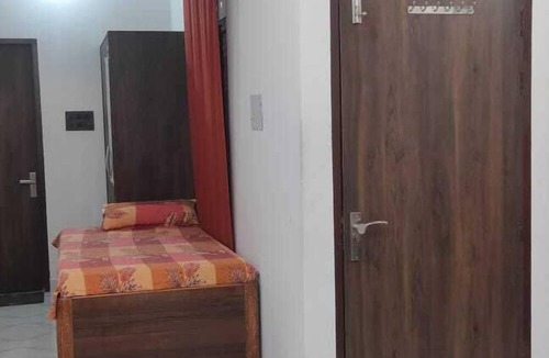 Mathura Hotel | Vinayak Home Stay
