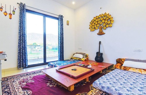 Lake Swaroop Sagar Hotel | Villa Inn Udaipur by Yansh Group