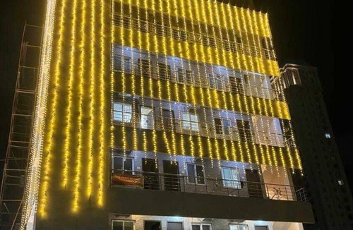 Navalur Hotel | Three Points Residency