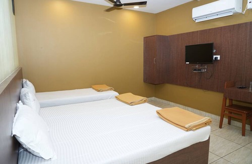 Pollachi Hotel | Sri Krishnan Residency