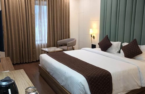 Gauhati Hotel | Heavens Garden Emire