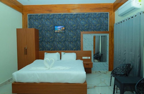 Chettikulam Hotel | Azhagu Beach Resort
