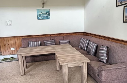 Gangtok Hotel | Ronglyang Lotus Villa Homestay (Near MG Road)
