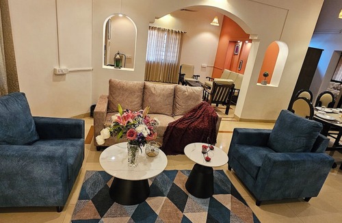 Misrikh Hotel | The Vishwnath Palace