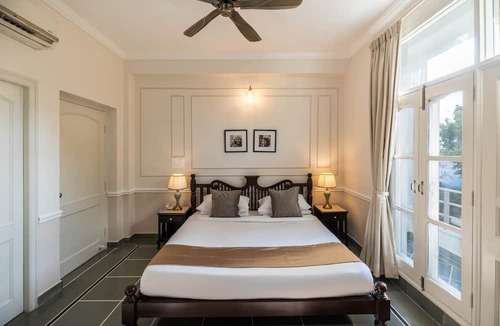 Shavri Colony Hotel | Dev Villa
