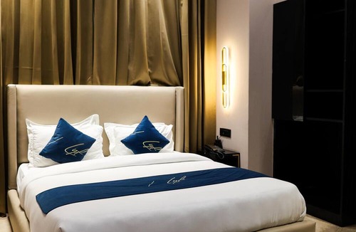 Noida Hotel | Aquila Grand Suites