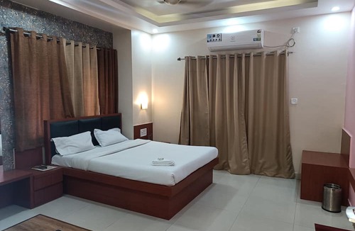 Silchar Hotel | HOTEL SUDAKSHINA BY ROH