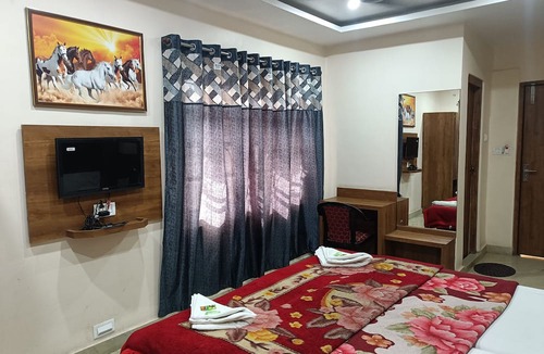 Silchar Hotel | HOTEL GEETANJALI BY ROH