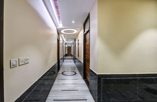 Jangpura Hotel | Hotel Batra Holiday Home