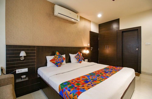 Maharana Pratap Nagar Hotel | FabHotel Kamla Regency - Rani Kamlapati Station
