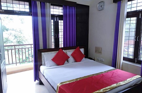 Bhagtpura Hotel | Goroomgo Hotel Hill View Homes Bhimtal