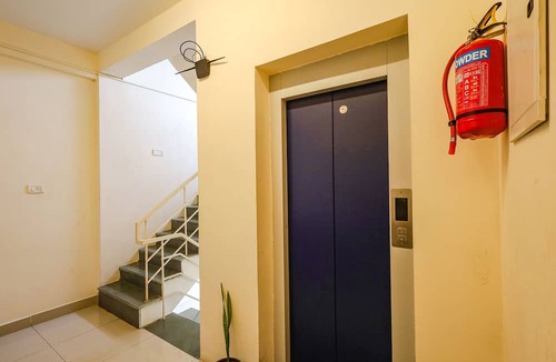 Tambaram Hotel | FabHotel Tristar Residency