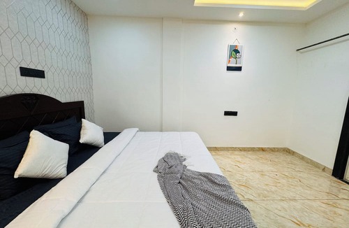 Indore Apartment | HE Azure 3BHK Bunglow Nr Apollo DB City