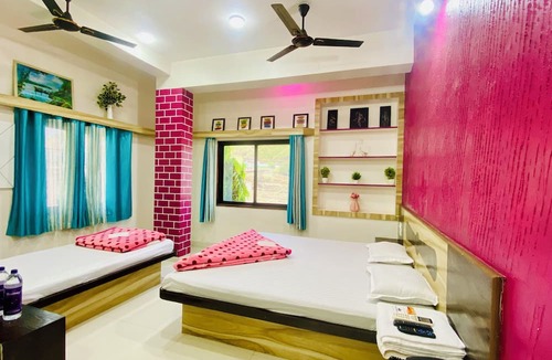 Omkareshwar Hotel | Hotel Gurukripa Inn