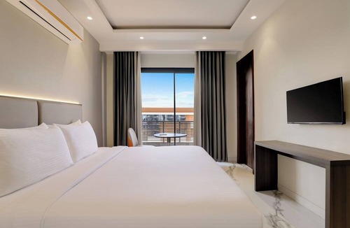 Sector 51 Hotel | The Hoften Sukh Vasa, Sector 51 & Golf Course Ext Road