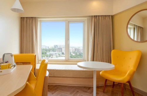 Andheri Hotel | Bloom Hub WEH Andheri