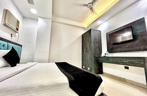 Karol Bagh Hotel | Hotel Cosmo Near BLK Hospital Karol Bagh