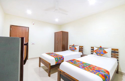 Madhapur Hotel | FabHotel Blue Spring - Near Hi-tech City Metro Station