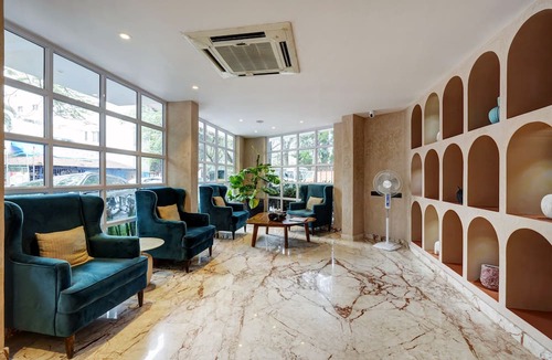 Nagoa Hotel | OYO 92630 Bharat Holiday Home