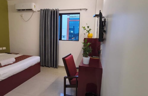 Mamangalam Hotel | Sulthan Hotel and Restaurant