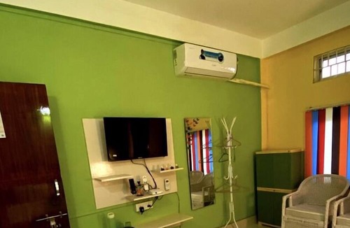 Gauhati Hotel | Tridhara Homestay