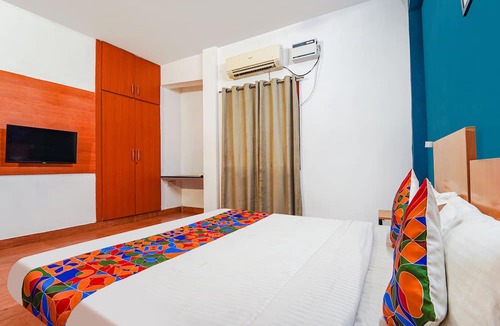 Velachery Hotel | FabHotel Harma Residency - near Velachery Railway station
