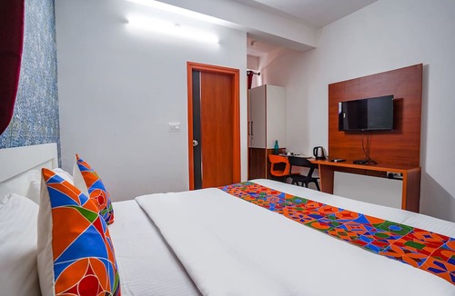 Sector 2 Hotel | Fabhotel Royal Platinum Suites