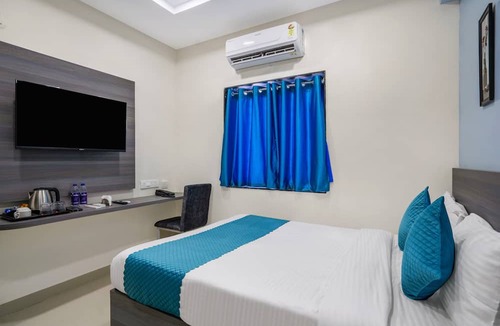 Madhapur Bed & Breakfast | The Balcony Suites