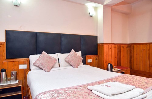 Lachung Hotel | Rufina Royal Lachung