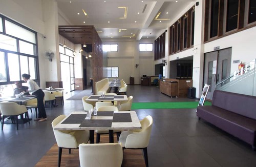 Rajgurunagar Hotel | Monarch Express
