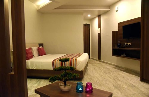 Mahesana Hotel | Hotel Rajpath Inn