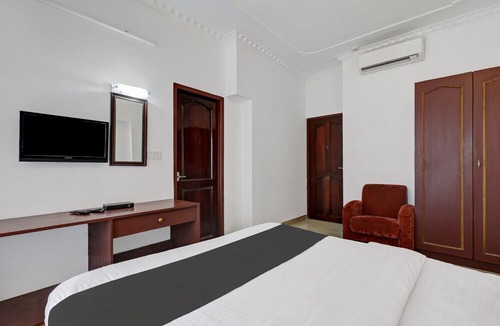 Statue Hotel | Collection O Teekay International