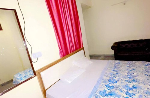 Uchiyarda Hotel | Goroomgo Black Hawk Jodhpur
