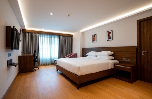 East Nada Hotel | Lilac Hotel Guruvayur