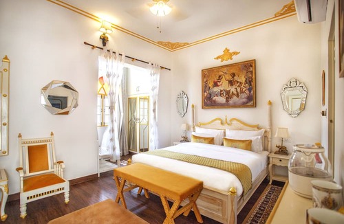 Jaipur Hotel | The Royal Hermitage