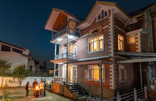 Nishat-Shalimar Hostel | Moustache Srinagar
