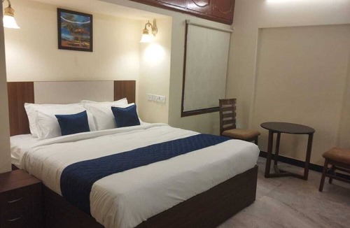 Parthasarathy Puram Hotel | A.R Residency