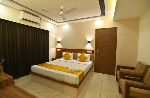 Adyar Hotel | Aurelia Comforts