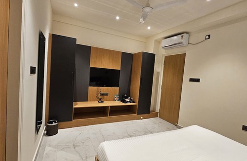 Mysore Hotel | Emerald Urban Comforts
