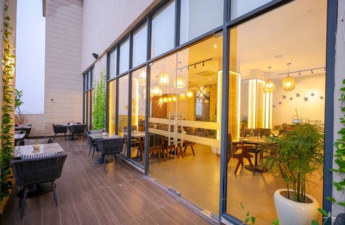 Gurugram Hotel | Rhythm Gurugram, Hotel & Suites, Sohna Road - Sector 68