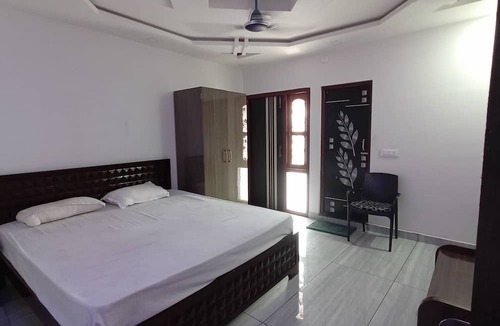 Gauripur Hotel | Roy's Hotel